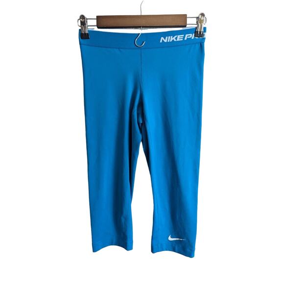Nike Pro Womens Sz S compression Capri Length Leggings Bright Blue - Picture 1 of 4